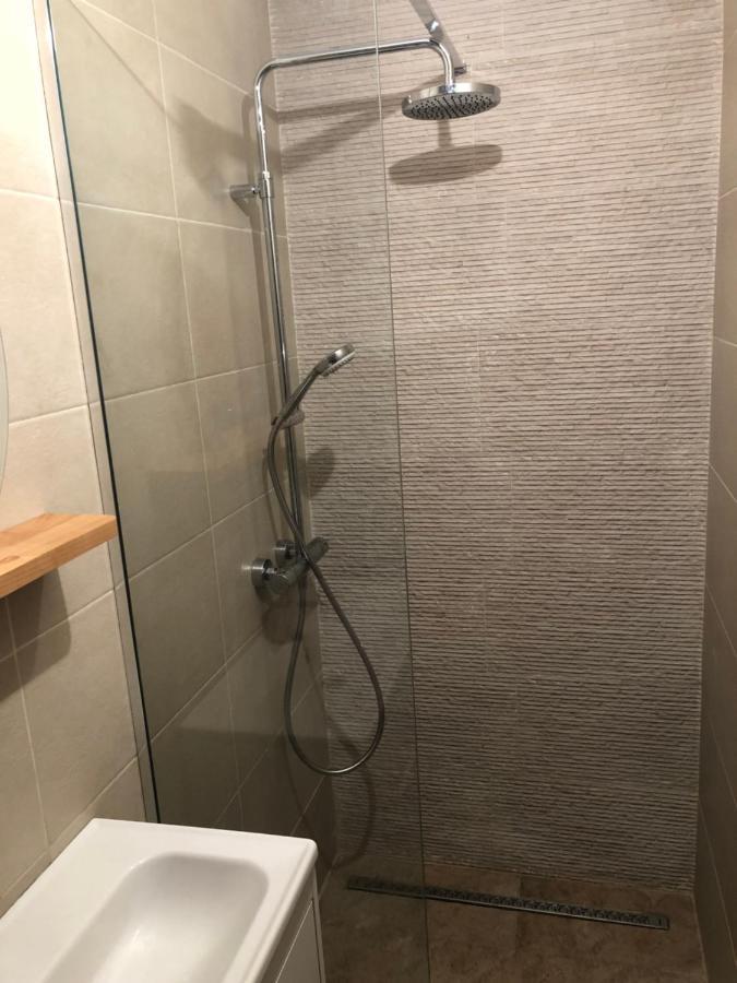 Apartament 2 Camere La Casa - Bucuresti Luaran gambar