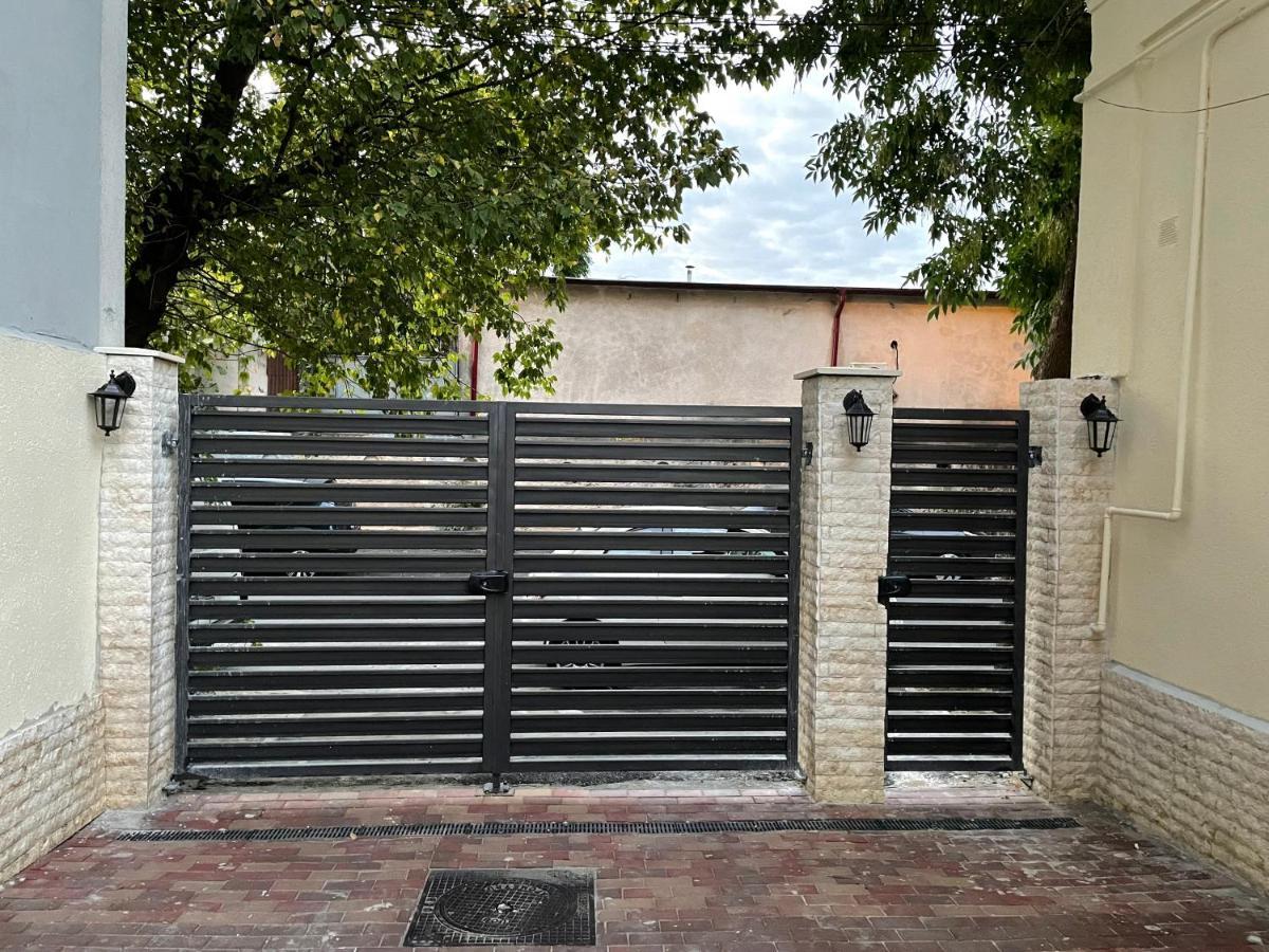 Apartament 2 Camere La Casa - Bucuresti Luaran gambar